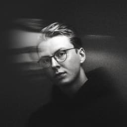 Oliver ೫